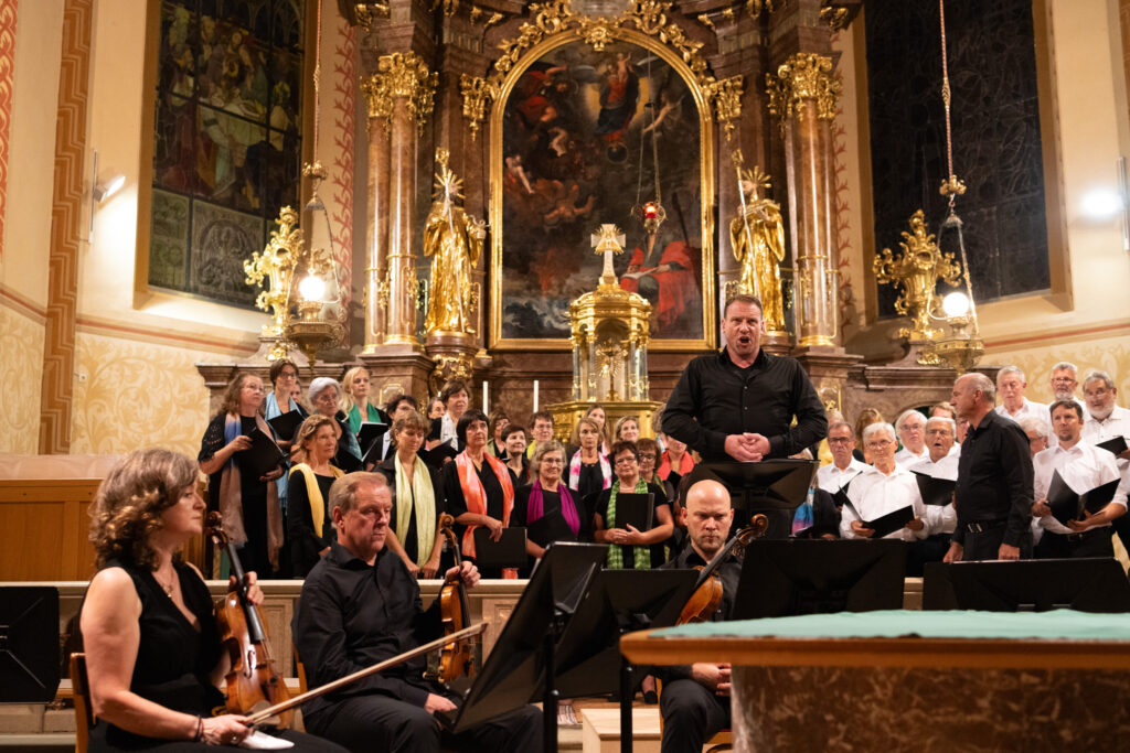 Orchester in Kirche